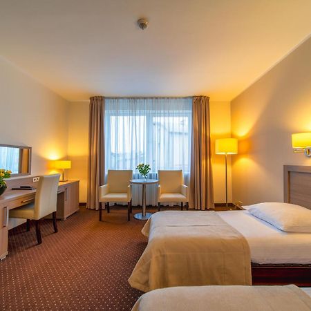 Hotel Gromada Arka Lux Кошалин Экстерьер фото